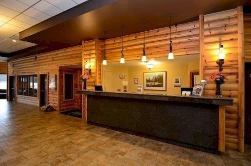 Best Western Plus Nor Wester Hotel reception